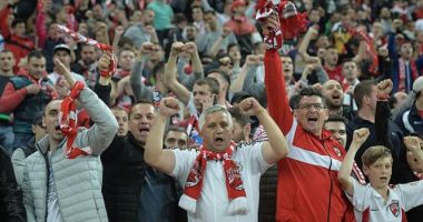 Stire din Sport : Clubul Dinamo a retras tricoul cu numărul 12, dedicat suporterilor
