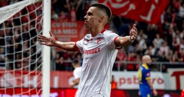 Stire din Sport : Dinamo a încheiat sezonul regulat al Superligii cu o victorie la Arad, 2-0 cu UTA