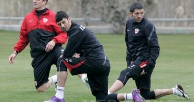Stire din Sport : Mâine dimineață se decide unde se va juca meciul Dinamo-Gloria