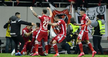 Stire din Sport : Derby incendiar pe Arena Națională. Dinamo a produs surpriza