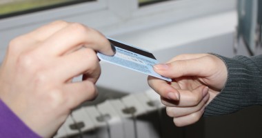 Din ce în ce mai mulți constănțeni cer carduri de tratament  în străinătate