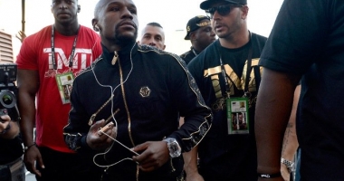 GALERIE FOTO. Mayweather vs. McGregor / Victorie pentru Mayweather, prin KO Tehnic, în Runda 10 - 9