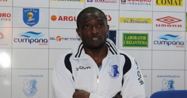 Stire din Sport : Motivul pentru care Dino Eze n-a jucat la Giurgiu