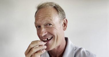 Lipsa dinţilor creează o serie de inconveniente