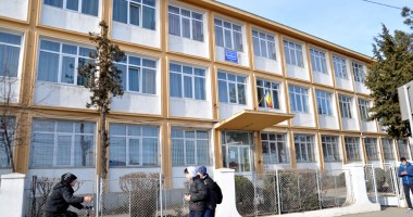 Directoarea Școlii nr. 23 răspunde acuzațiilor de șantaj