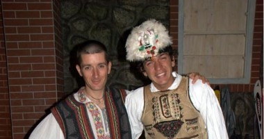 Stire din Fun : Discuție aprinsă între doi ardeleni