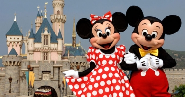 Compania Disney, acuzată că spionează copiii