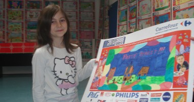 Stire din Cultură-Educație : Ea a câștigat excursia la Disneyland
