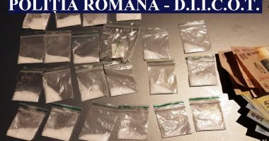 Distracție cu droguri, în Mamaia. Patru persoane au fost arestate - 3