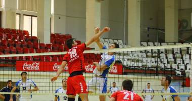 Stire din Sport : CVM Tomis se antrenează cu Arcada pentru debutul  în Liga Campionilor