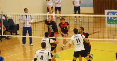 Stire din Sport : CVM Tomis  s-a impus cu greu în fața Arcadei Galați / Galerie FOTO