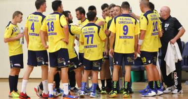 Stire din Sport : HC Farul nu-și subestimează adversarul. Obiectiv: punctaj maxim cu Moreni!