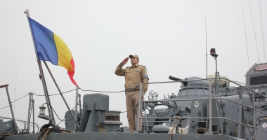 Stire din Eveniment : ANUNȚ IMPORTANT PENTRU TINERI. Armata face angajări: soldați și gradați rezerviști voluntari. Sunt 2.200 de posturi
