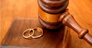 INS/ Românii divorțează pe capete