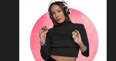 Stire din Eveniment : Tânăra găsită moartă pe plaja din Mamaia este DJ Lalla. Laura Roșca s-ar fi înecat