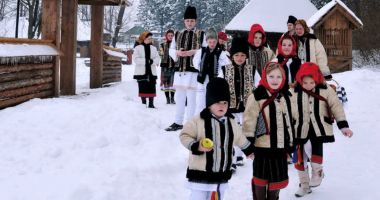DJST Constanţa / „Festivalul de colinde și tradiţii de Crăciun - Pomul de Crăciun”