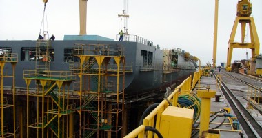 Stire din Economie : De ce părăsesc constructorii de nave "Daewoo - Mangalia"?