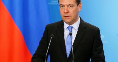 Stire din Actualitate : Dmitri Medvedev rămâne președinte al partidului de guvernământ rus