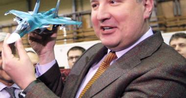 Stire din Actualitate : Dmitri Rogozin: Sistemul de apărare al SUA NU FACE FAȚĂ rachetelor Rusiei
