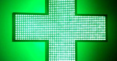 Stire din Eveniment : Bijuterii de 1.500 de lei. Atât valorează un aviz pentru o farmacie