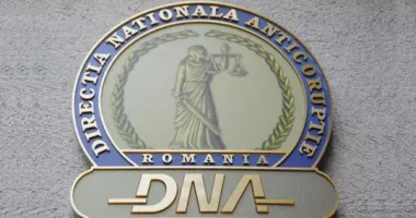 Stire din Eveniment : Bărbat trimis în judecată pentru trafic de influență, într-un dosar de corupție care vizează magistrați și polițiști
