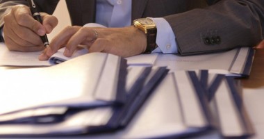 Stire din Cetățenești : "Doar nu toți salariații sunt juriști!"