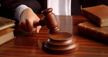 Stire din Eveniment : Doar trei candidați au reușit să obțină medii de trecere la examenul pentru funcția de notar public