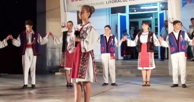 Stire din Cultură-Educație : Festivalul "Dobrogea mândră grădină"  și-a desemnat câștigătorii