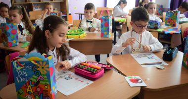 Stire din Cultură-Educație : Dobrogea interetnică. Spectacol multidisciplinar pentru elevii din Constanța