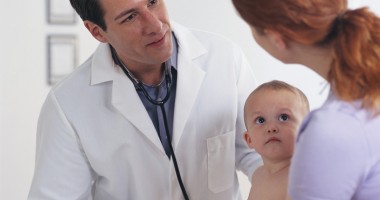 Stire din Sănătate : Cum distrug antibioticele sănătatea copiilor noștri
