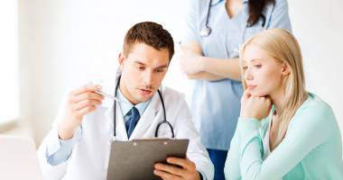 Stire din Sănătate : CNAS: Laboratoarele care fac analize gratuite pentru tratament fără interferon, stabilite în 10 zile