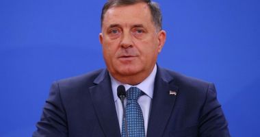 Stire din Actualitate : Washingtonul îl avertizează pe liderul sârb din Bosnia, Milorad Dodik