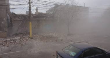 GALERIE FOTO ȘI VIDEO. CLĂDIRE DIN CONSTANȚA, PRĂBUȘITĂ PE TROTUAR / UPDATE - 3