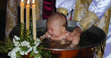 Stire din Social : Doi copii aflați în asistență maternală, botezați, sâmbătă, la Cumpăna