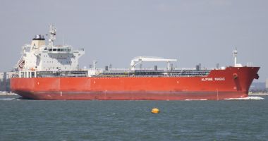 Doi lucrători au murit asfixiați pe un tanc petrolier
