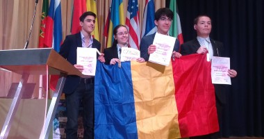 Stire din Cultură-Educație : Doi mirciști fac cinste României