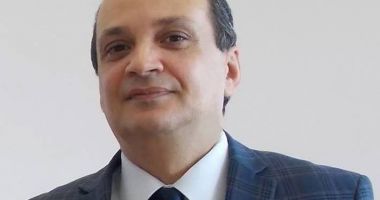 Doi profesori de la "Ovidius" au lansat o carte privind sistemele sociale - 2
