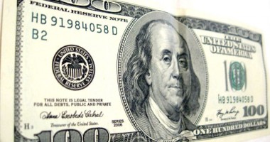 Stire din Economie : Dolarul american, tot sub 3,38 lei