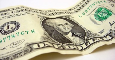 Stire din Economie : Dolarul american s-a apreciat ușor