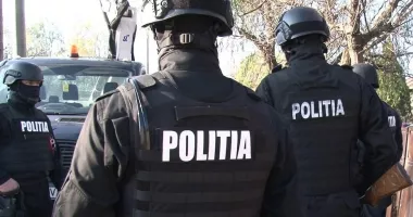 Stire din Eveniment : Tânăr de 21 de ani reținut pentru trafic de persoane și exploatare sexuală