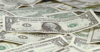 Stire din Economie : Dolarul american își continuă aprecierea!
