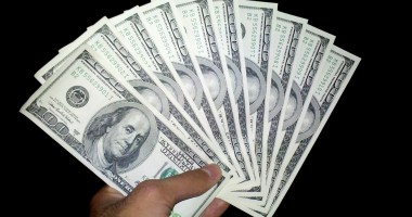 Stire din Economie : Dolarul american își continuă aprecierea și astăzi
