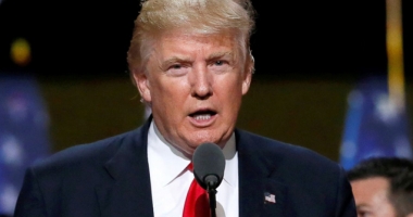 Stire din Actualitate : Donald Trump: "Niciodată,  o rachetă nord-coreeană  nu va ajunge în Statele Unite"