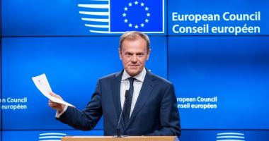 Stire din Actualitate : Donald Tusk recomandă statelor membre să accepte amânarea datei Brexitului