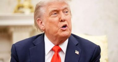 Stire din Actualitate : Donald Trump vrea să schimbe numele Pentagonului în Departamentul de Război