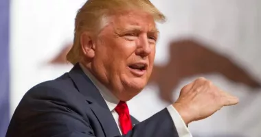 Stire din Actualitate : Donald Trump: „SUA vor avea Groenlanda într-un fel sau altul“