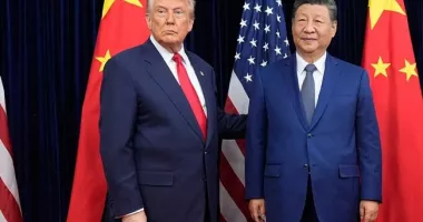 Stire din Actualitate : Donald Trump îl va primi pe Xi Jinping la Casa Albă la sfârșitul anului