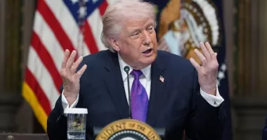 Stire din Actualitate : Donald Trump: „Nu va mai rămâne nimic din Iran dacă nu semnează un acord cu SUA“