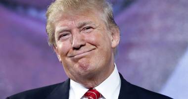 Stire din Actualitate : Donald Trump a refuzat să afirme că nu va lansa niciodată bombe nucleare asupra Europei
