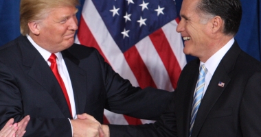 Trump se întâlnește sâmbătă cu Mitt Romney, favorit la postul de secretar de Stat